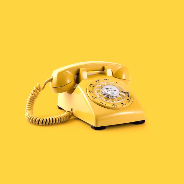 Téléphone jaune